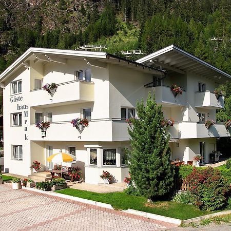 Gaestehaus Mrak Längenfeld Exterior foto