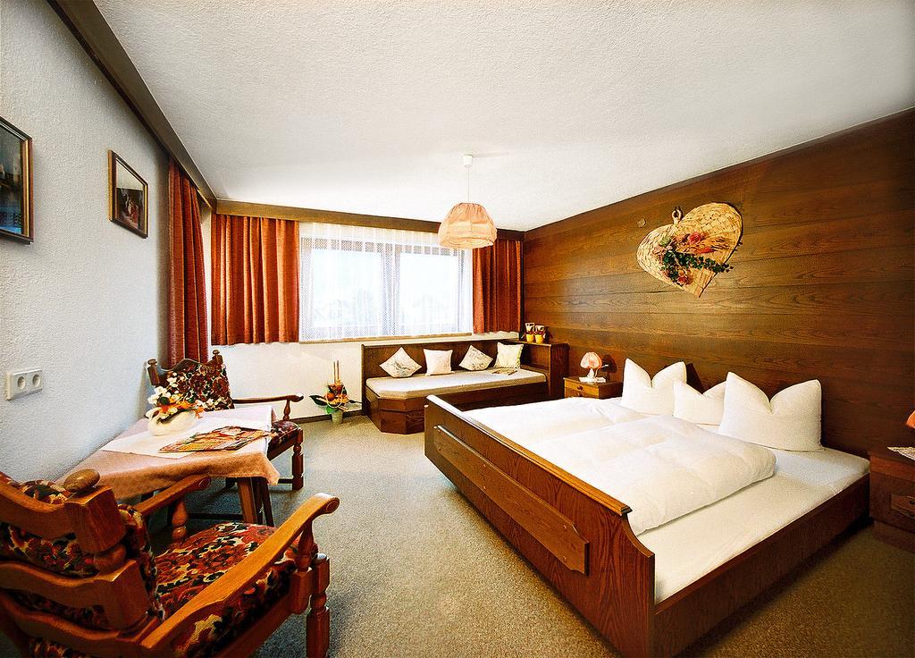 Gaestehaus Mrak Längenfeld Habitación foto