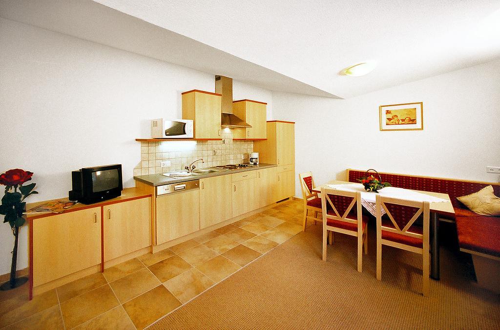 Gaestehaus Mrak Längenfeld Habitación foto